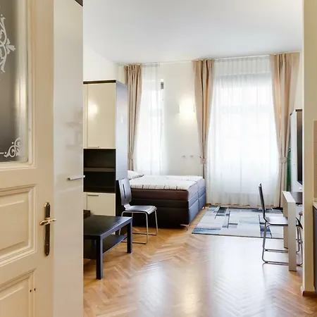 Apartment Halkova Studio *