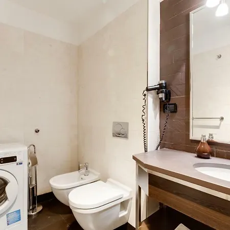 Apartment Halkova Studio Prag