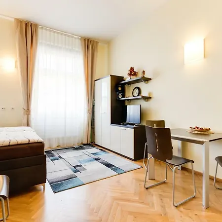 Halkova Studio *