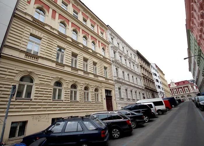 Halkova Studio Apartment *